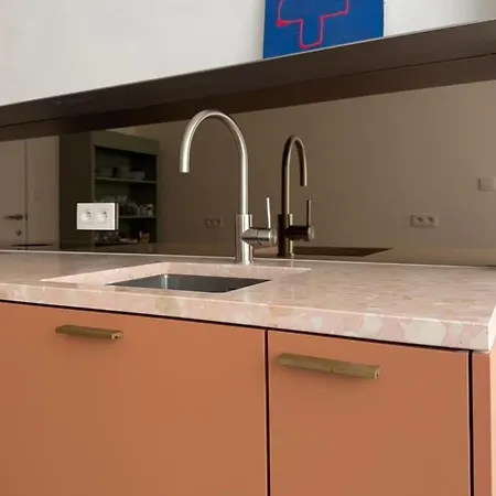 Kariss I - Eigenzinning Met Ziel Apartment